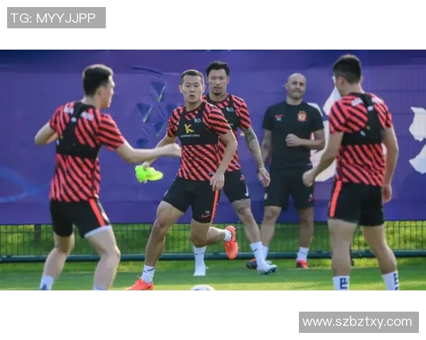 恒大与申花首发阵容揭晓赛前新闻分析与球员状态解读 恒大与申花首发阵容揭晓赛前新闻分析与球员状态解读