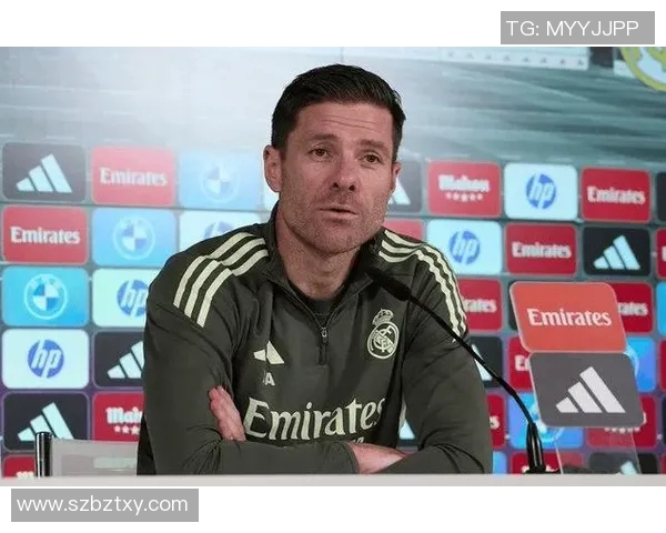 瓦斯尔与扎瓦拉的精彩对决揭示了足球战术的博弈与团队协作的重要性 瓦斯尔与扎瓦拉的精彩对决揭示了足球战术的博弈与团队协作的重要性