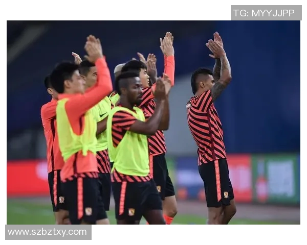 恒大与国安激战正酣文字直播全程回顾精彩瞬间与战术分析